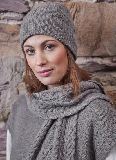Elio Aran Beanie in Rocky Ground